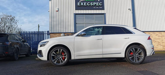 Audi SQ8 Tracker